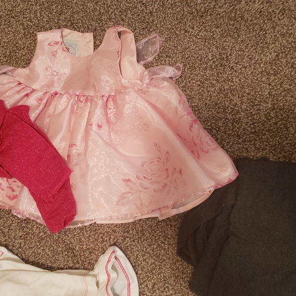 New born- 3 month baby girl clothes - Picture 5 of 9